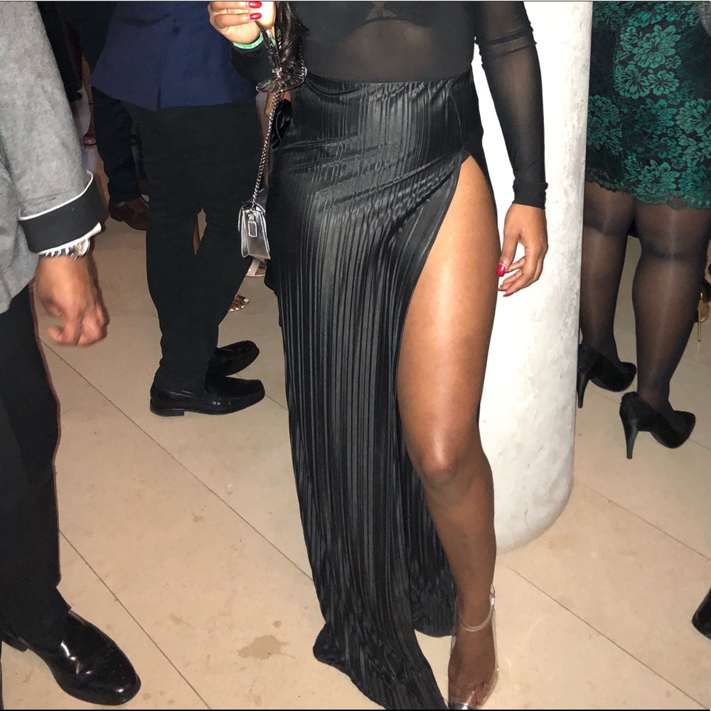 Black high slit maxi skirt